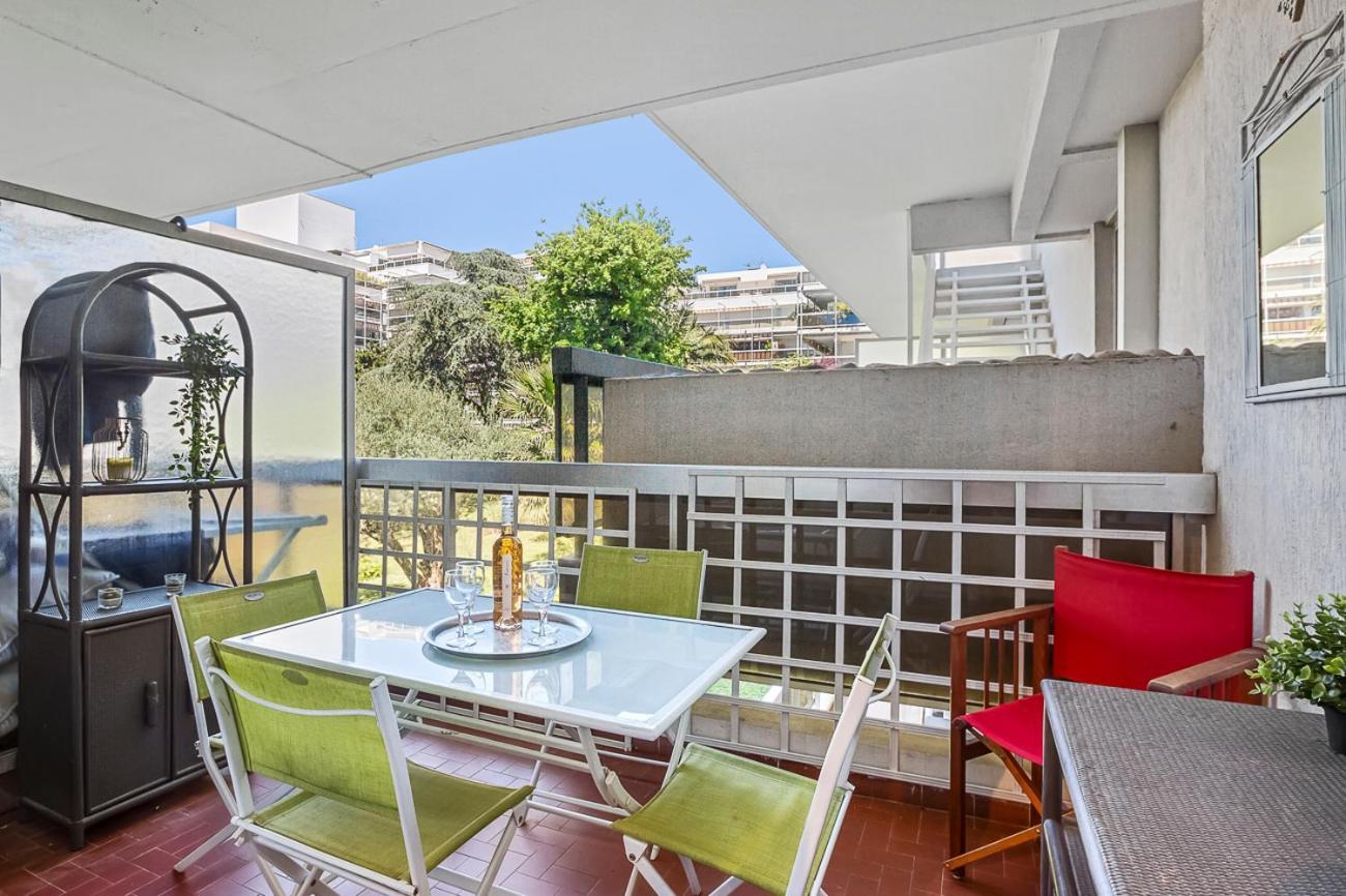 Cozy Juan Les Pins Calme Et Proximite Appartement *